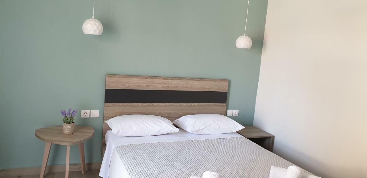 Apartamento Chriselia 1 Nea Roda Exterior foto